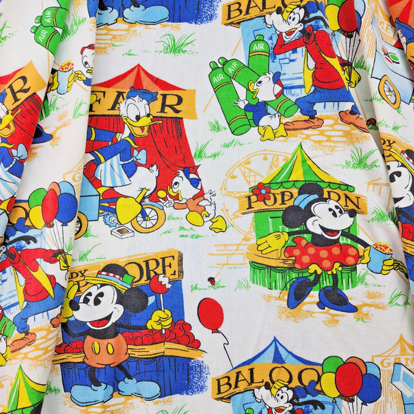 Vtg Walt Disney Productions Mickey Mouse “At the Fair” Lightweight Twin Bedsprea - Picture 5 of 10